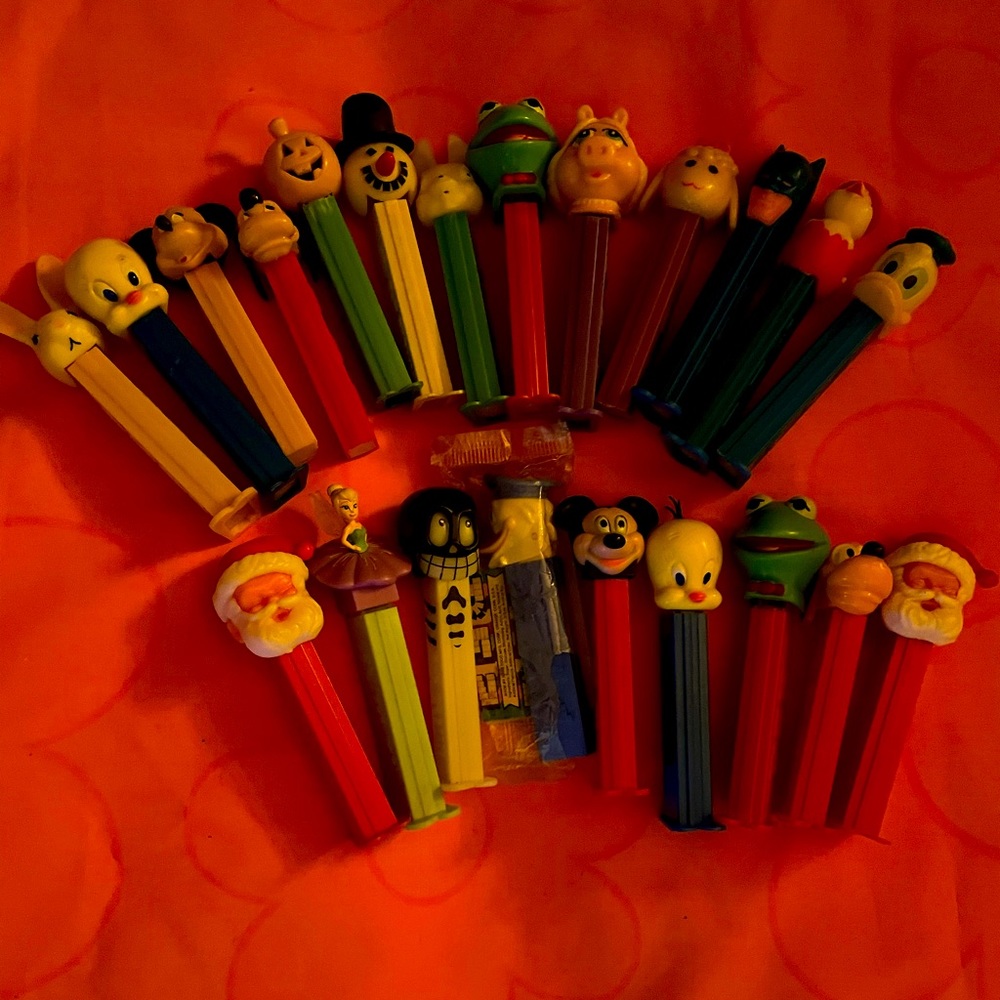 Huge lot of vintage PEZ
